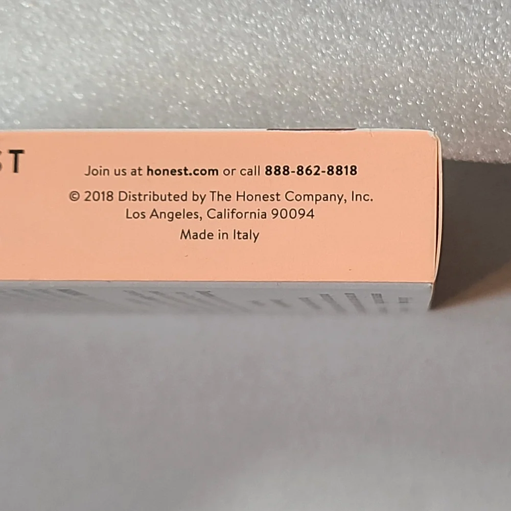 The Honest Company Everything Cream Foundation - Walnut Brown